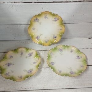 Vintage Bavaria Germany Floral Dessert Plates Set of 3 Scalloped Gold Rim Green.